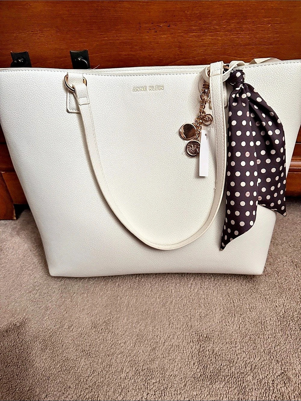 Anne Klein East West Tote White with Brown Scarf. Comes with pouch.